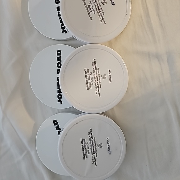 Jones Road miracle balms - Picture 2 of 3